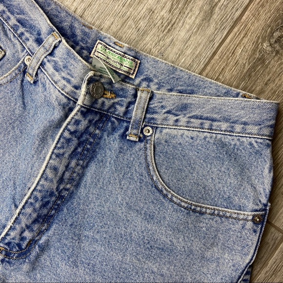 Vintage Guess Custom Made Jean Shorts - Picture 3 of 7